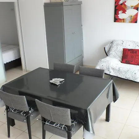 Encantador De 1 Con Piscina Y Jardin En Santa-margarita - Es-204-24 アパート ロザス